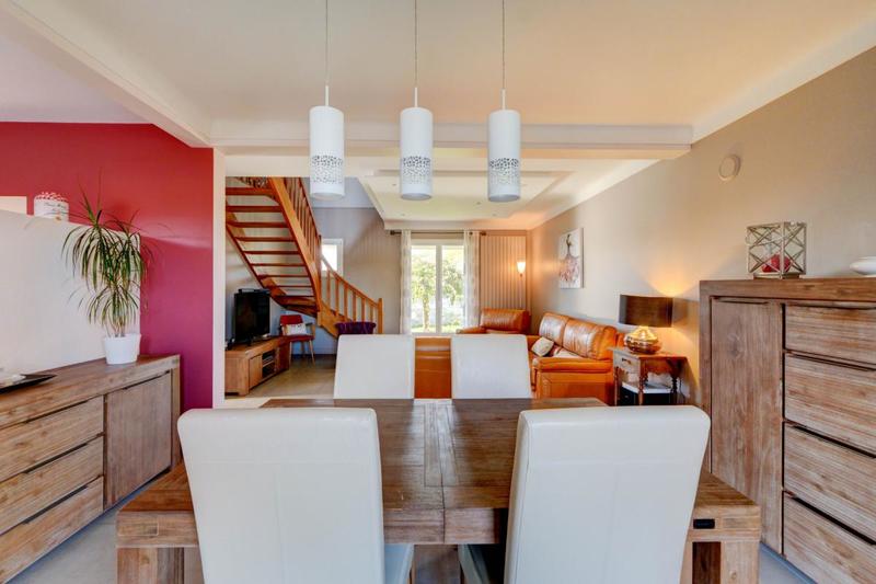 Maison - 150 m² - 6 pièces