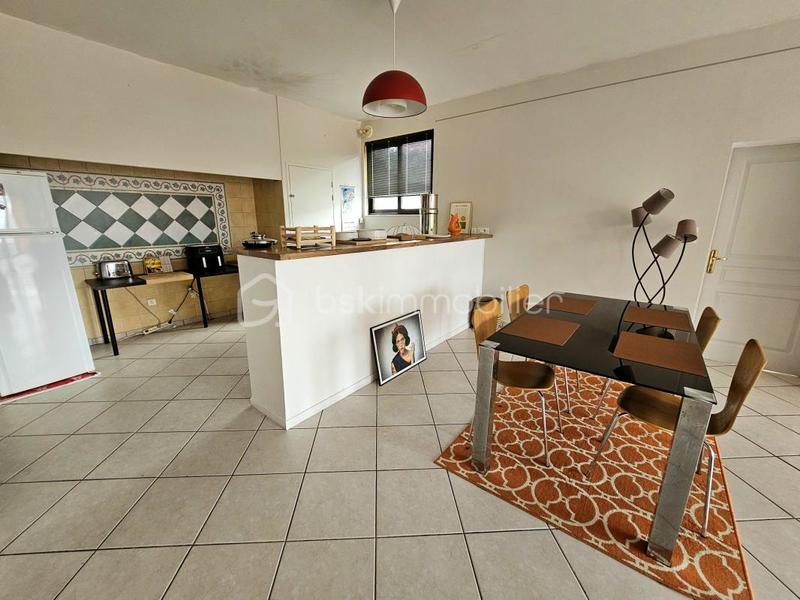 Appartement - 141 m² - 5 pièces