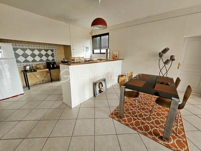 Appartement - 141 m² - 5 pièces