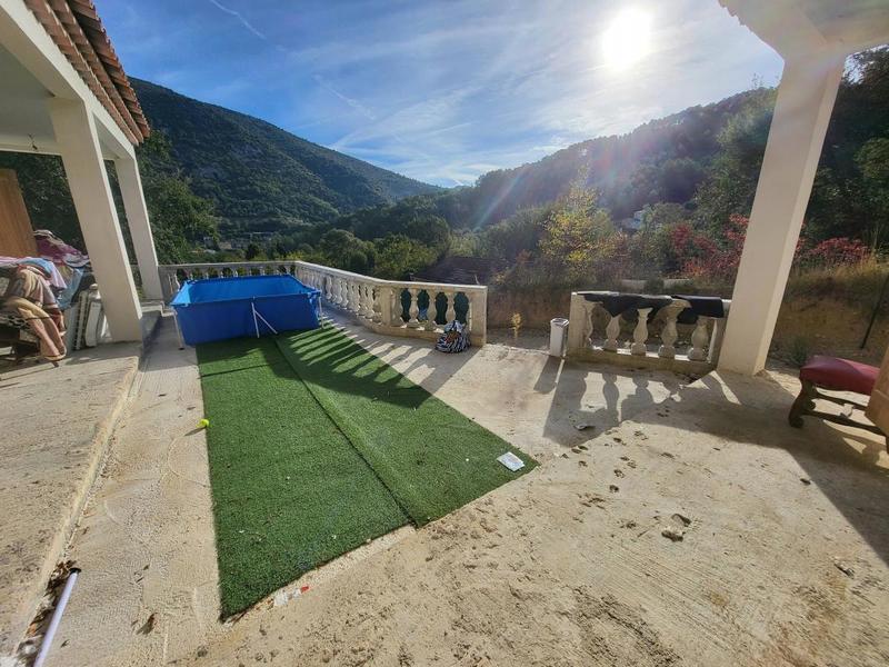 Maison - 170 m² - 5 pièces