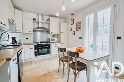 Maison - 147 m² - 6 pièces