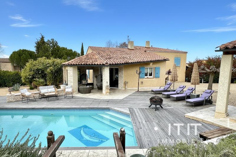 Maison - 153 m² - 5 pièces