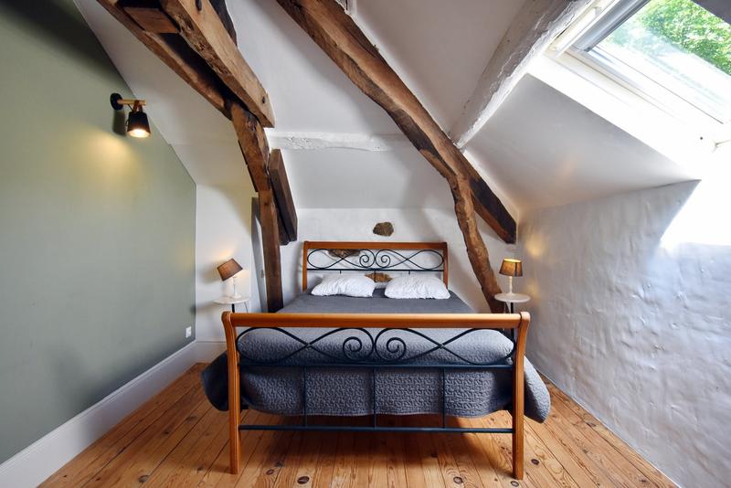 Maison - 328 m² - 12 pièces