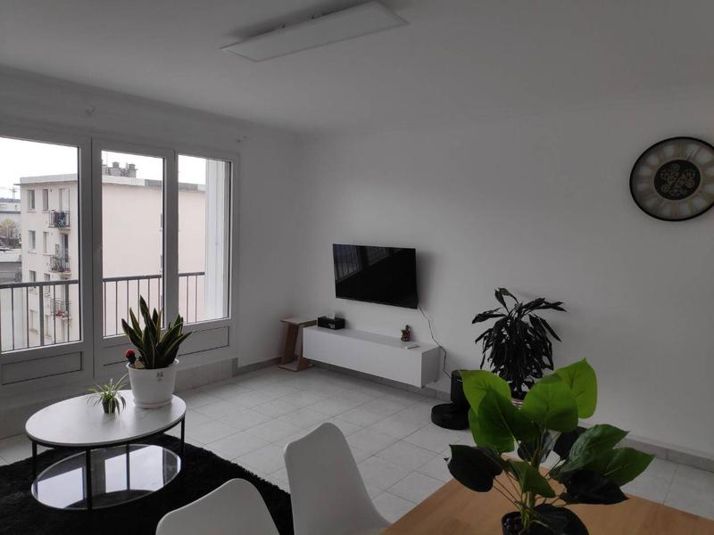 Appartement - 87 m² - 5 pièces