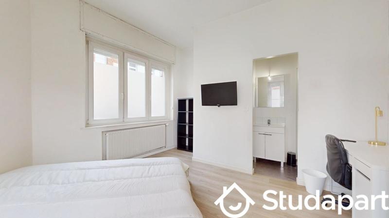 Chambre - 17 m² - 1 pièce