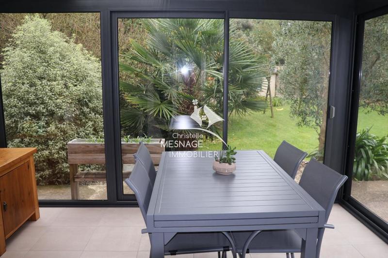 Maison traditionnelle - 165 m² - 6 pièces