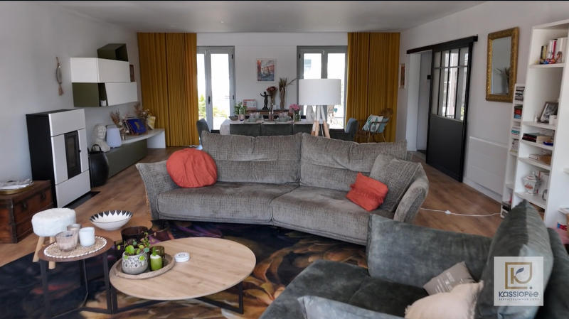 Propriété - 191 m² - 5 pièces