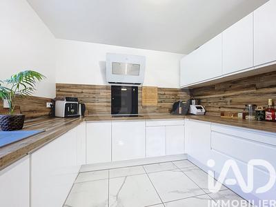 Maison - 120 m² - 6 pièces