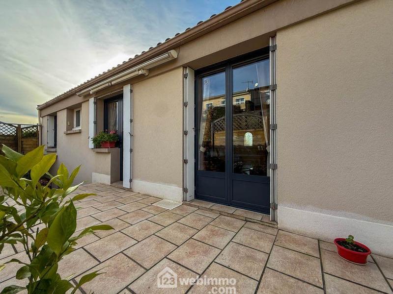 Maison - 84 m² - 5 pièces