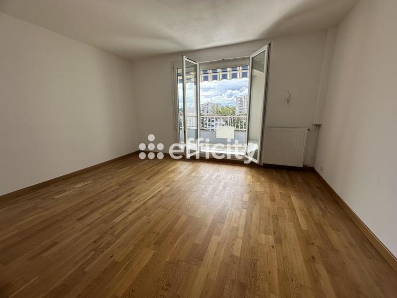 Appartement - 93 m² - 4 pièces
