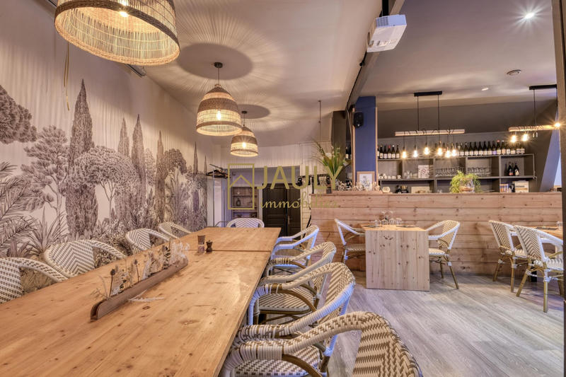 Local commercial - 382 m²