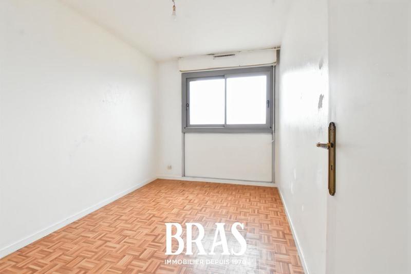 Appartement - 81 m² - 4 pièces