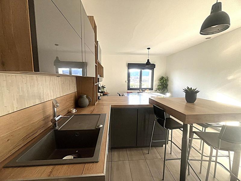 Maison - 138 m² - 6 pièces