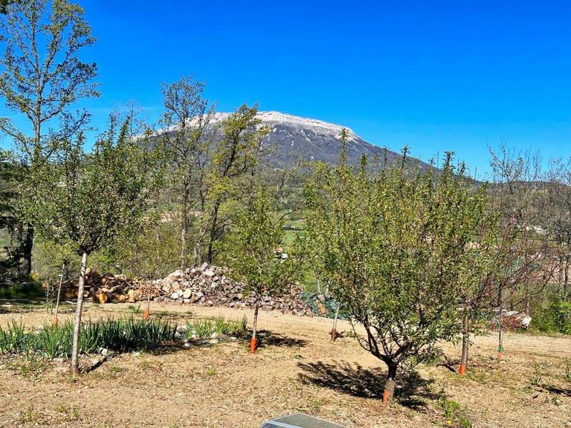 Terrain constructible - 708 m²