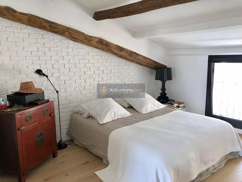 Appartement - 146 m² - 3 pièces