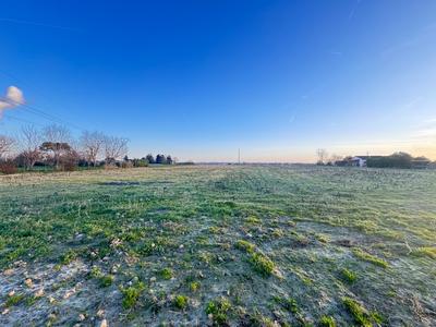 Terrain constructible - 9 000 m²