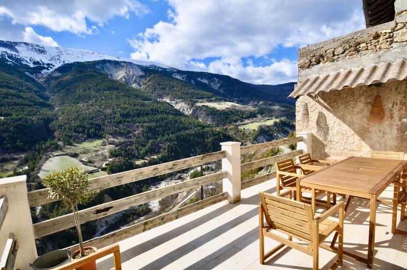 Maison en pierre - 110 m² - 6 pièces