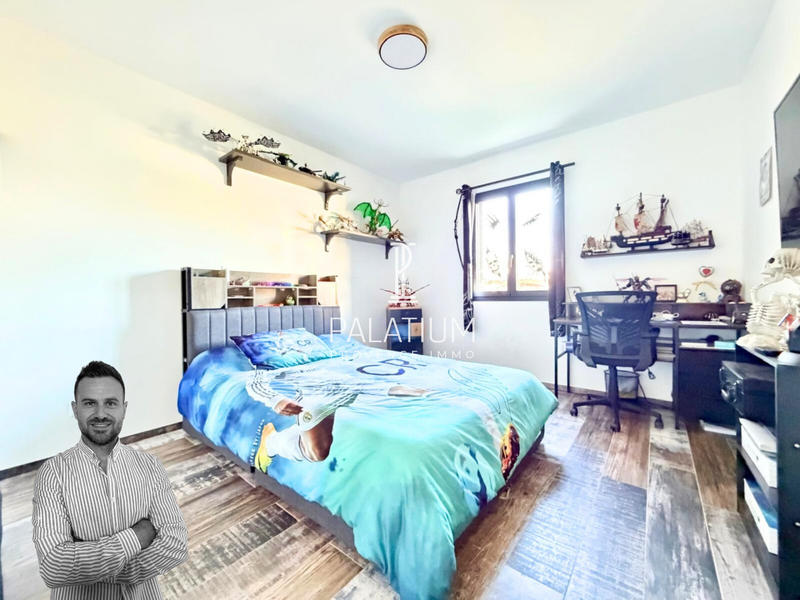 Villa - 167 m² - 4 pièces