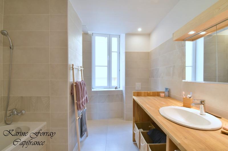 Maison de village - 189 m² - 6 pièces