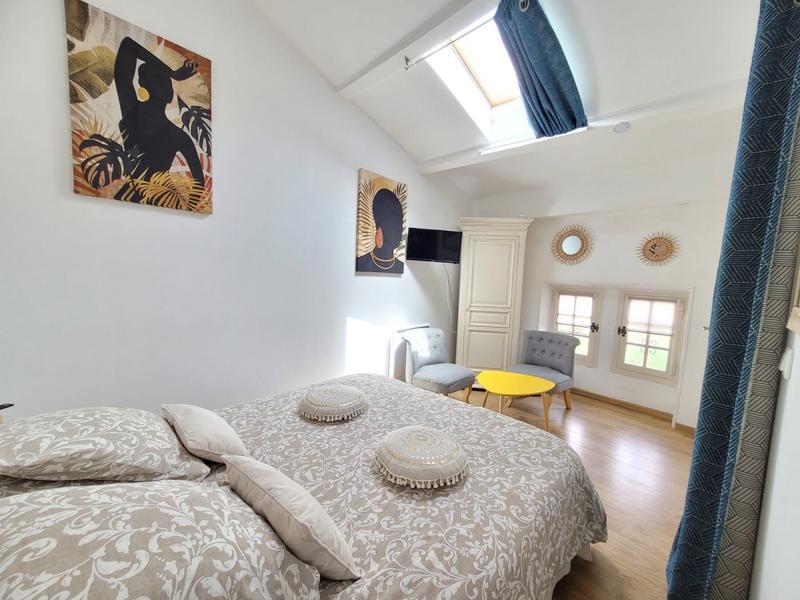 Maison - 222 m² - 8 pièces