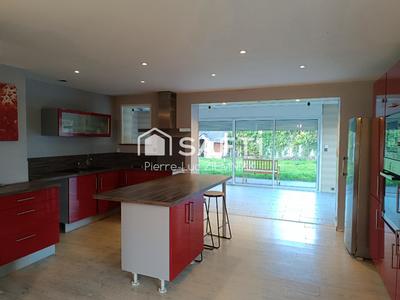 Maison - 130 m² - 5 pièces