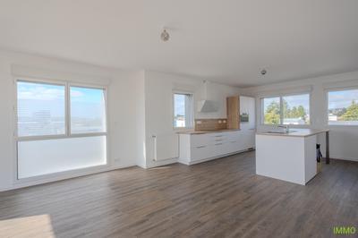 Appartement - 130 m² - 4 pièces