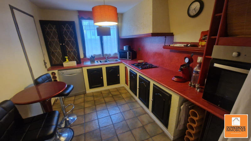 Maison - 104 m² - 4 pièces