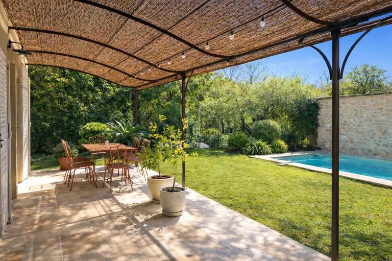 Maison - 180 m² - 7 pièces