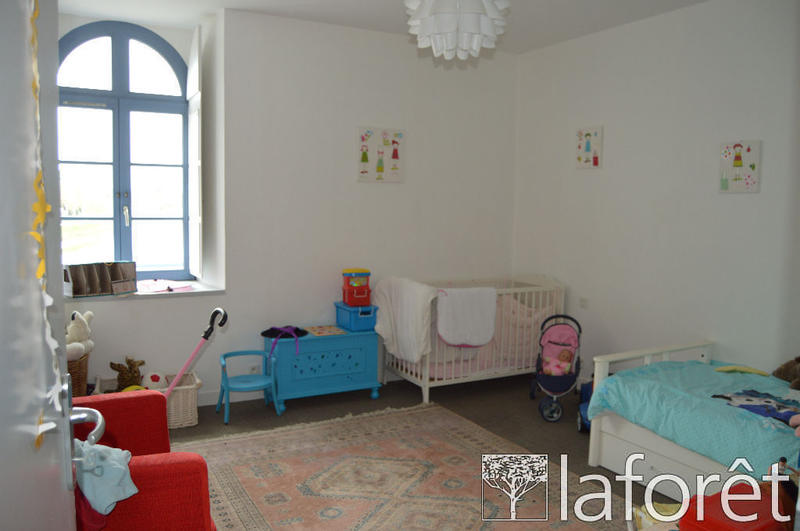 Appartement - 220 m² - 5 pièces