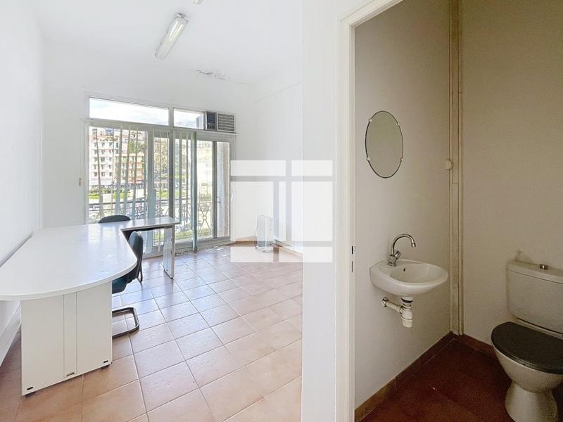 Local commercial - 18 m²