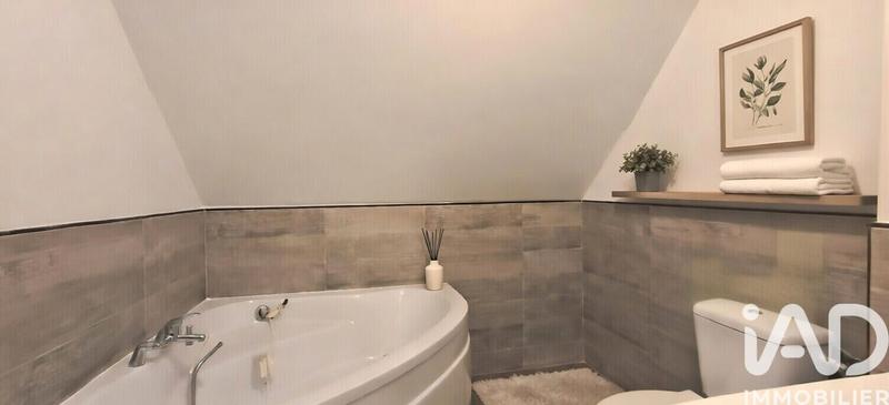 Maison - 86 m² - 5 pièces