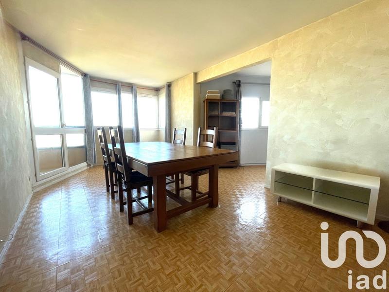 Appartement - 80 m² - 4 pièces