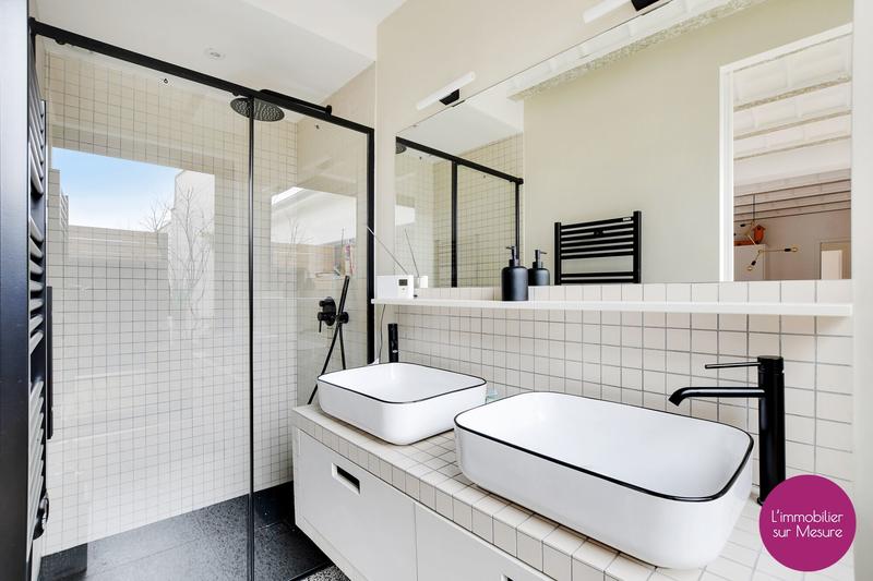 Loft - 150 m² - 5 pièces