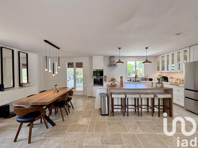 Maison - 150 m² - 7 pièces