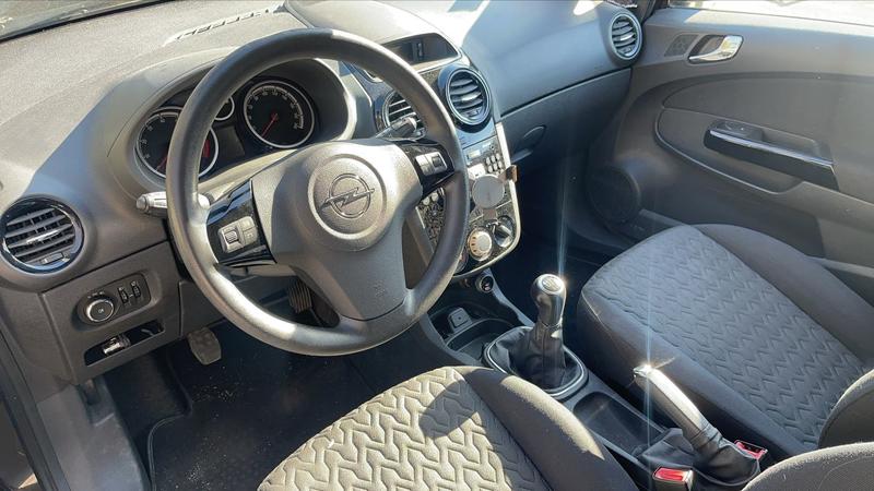 Opel Corsa IV 1.0 65 Graphite - 5 places