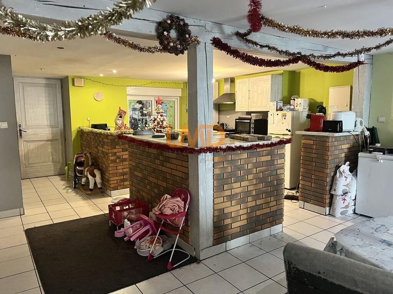 Appartement - 135 m² - 7 pièces