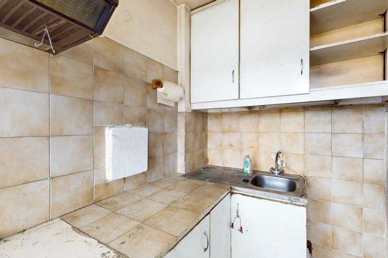 Studio - 30 m² - 1 pièce