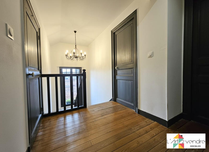 Maison - 111 m² - 6 pièces