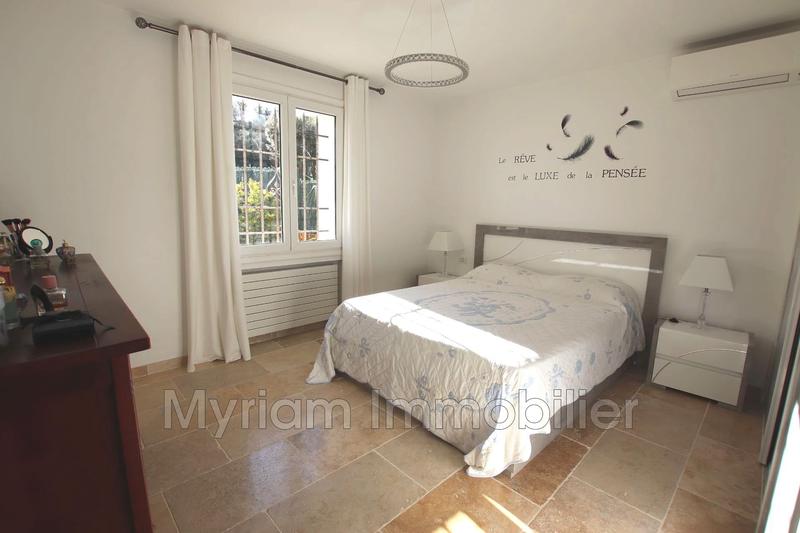 Maison - 251 m² - 6 pièces