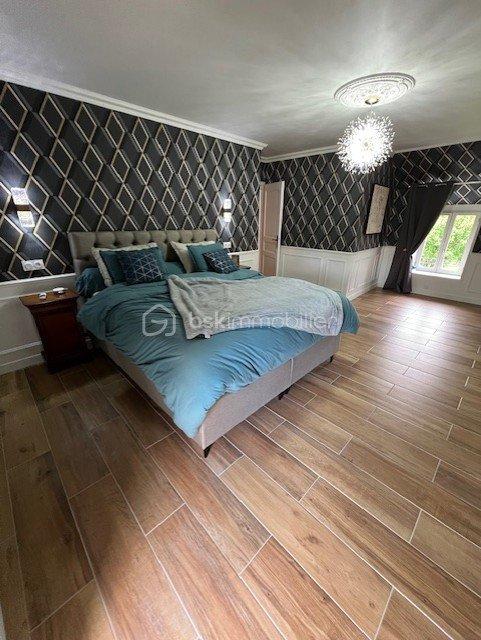 Longère - 280 m² - 8 pièces