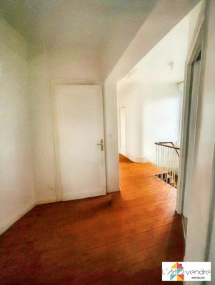 Maison - 155 m² - 6 pièces