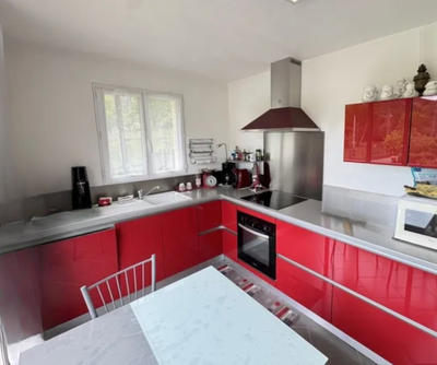 Maison - 86 m² - 5 pièces