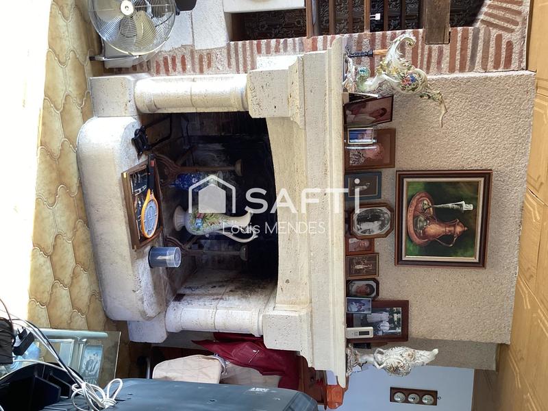 Maison - 203 m² - 8 pièces