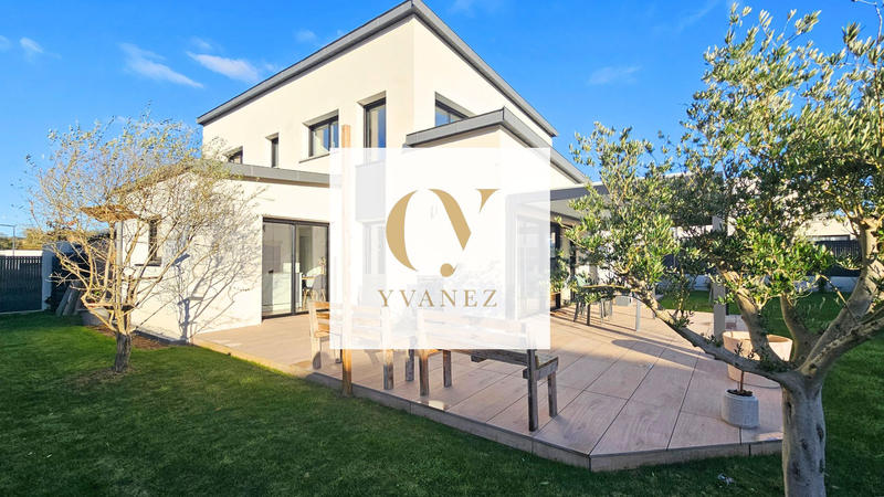 Maison - 122 m² - 6 pièces