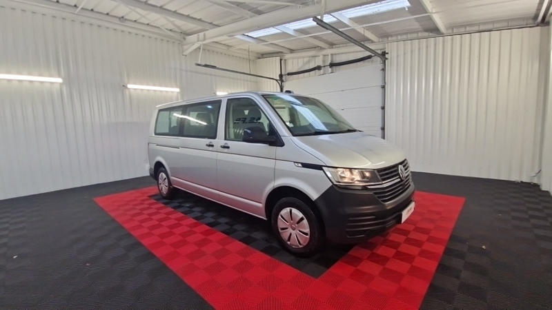 Volkswagen Transporter 2.0 TDi 110 L2h1 Business