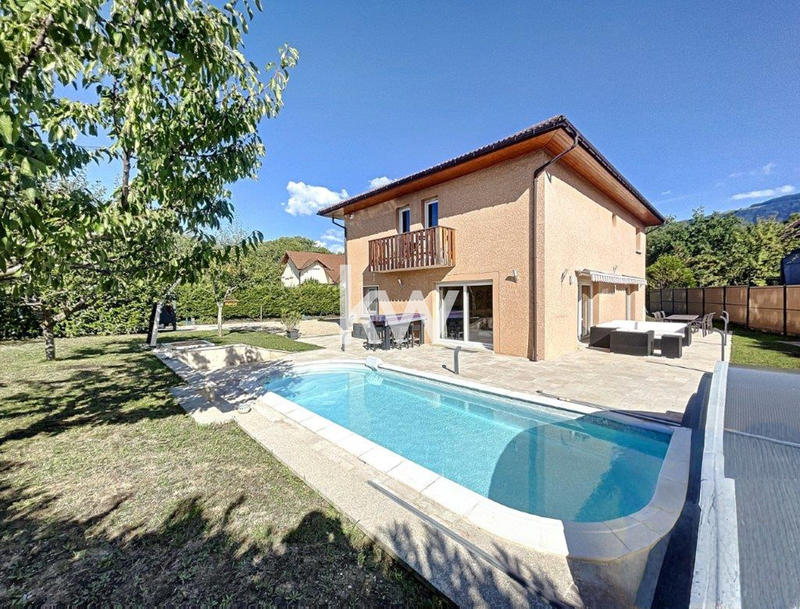 Maison - 284 m² - 7 pièces