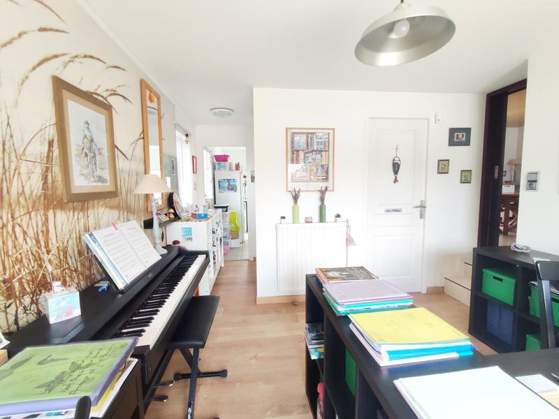 Maison - 242 m² - 8 pièces