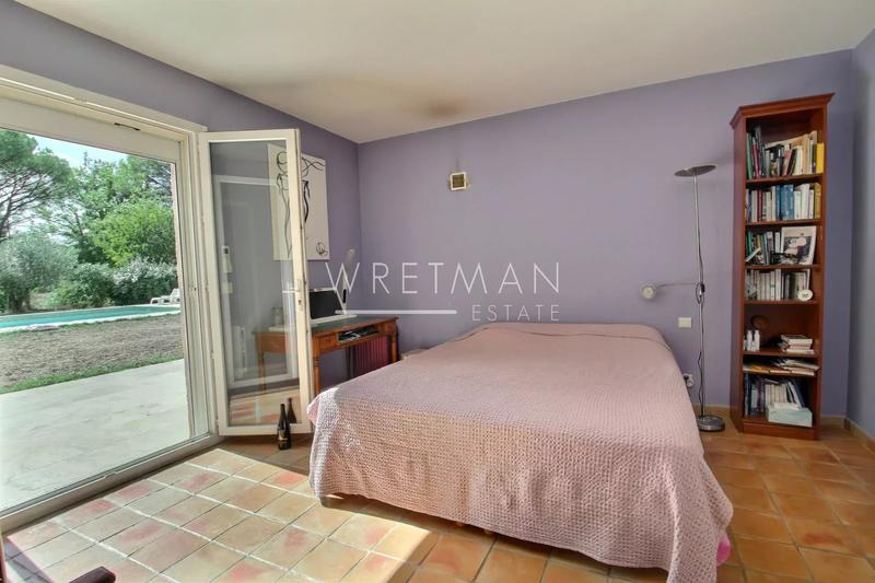 Villa - 168 m² - 5 pièces