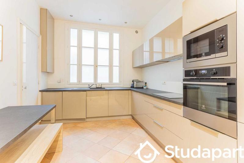 Appartement - 212 m² - 5 pièces