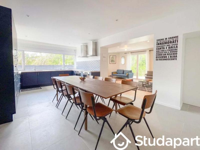 Chambre - 14 m² - 1 pièce